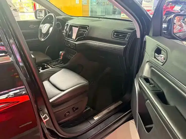 Jeep Grand Commander 2021 из CN, фото 4