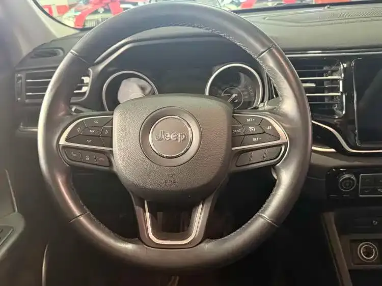 Jeep Grand Commander 2021 из CN, фото 5