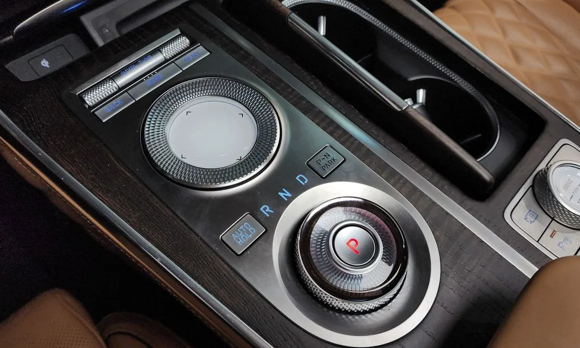 Genesis GV80 — фото 9
