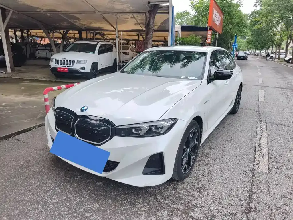 BMW i3 2024 из CN, фото 8