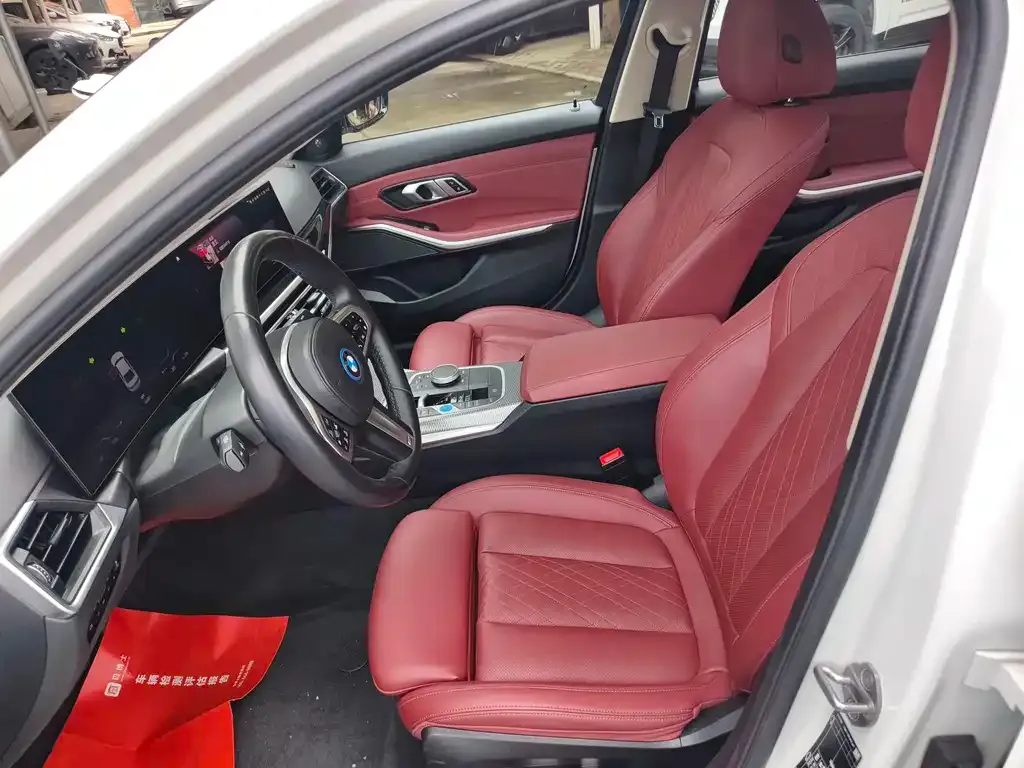 BMW i3 2024 из CN, фото 3