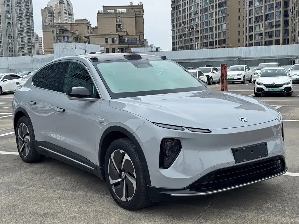 NIO EC6 — фото 10