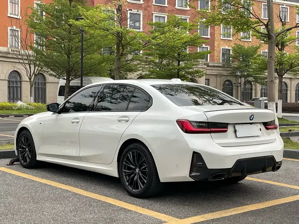 BMW 3 Series — фото 10