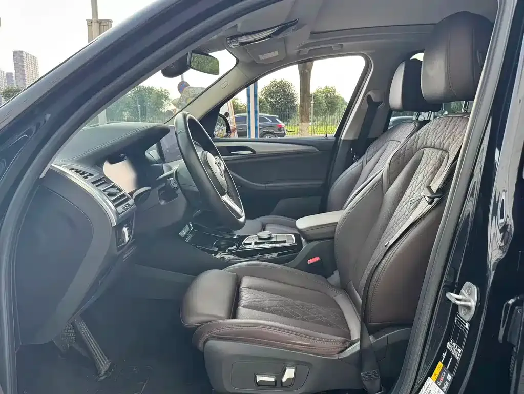 BMW iX3 2023 из CN, фото 5