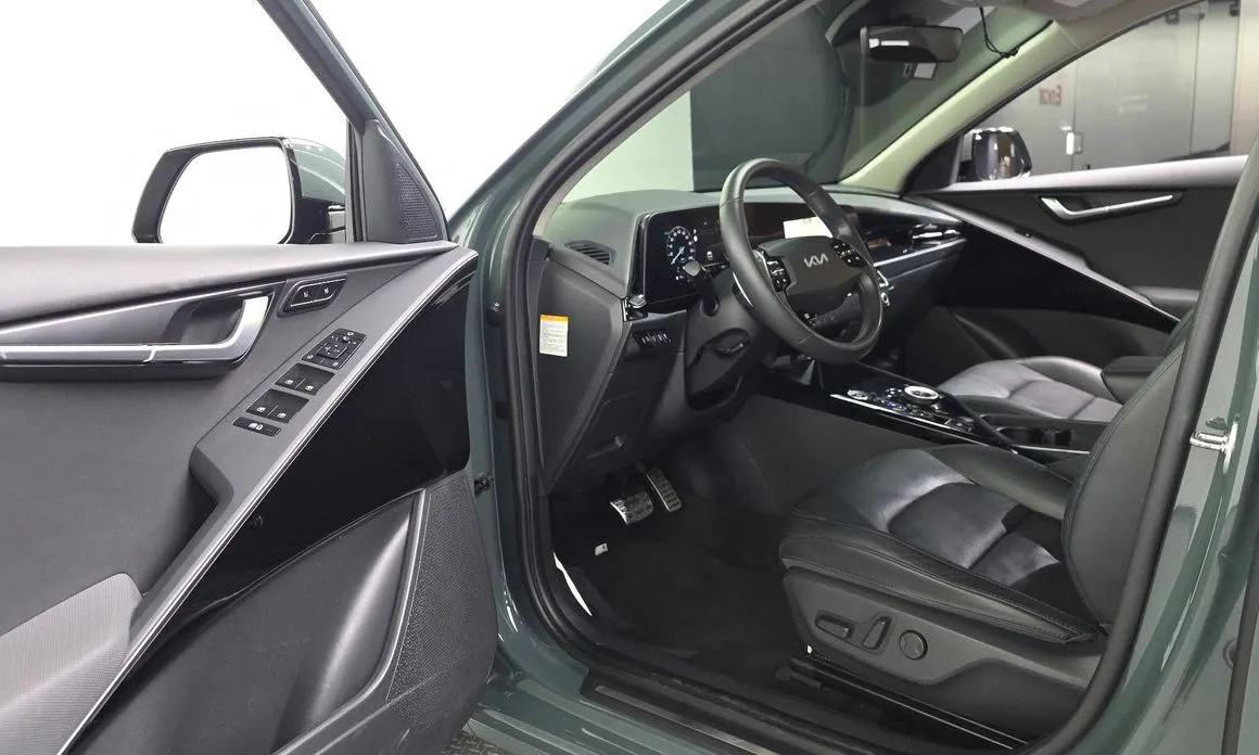 Kia Niro 2023 из KR, фото 7