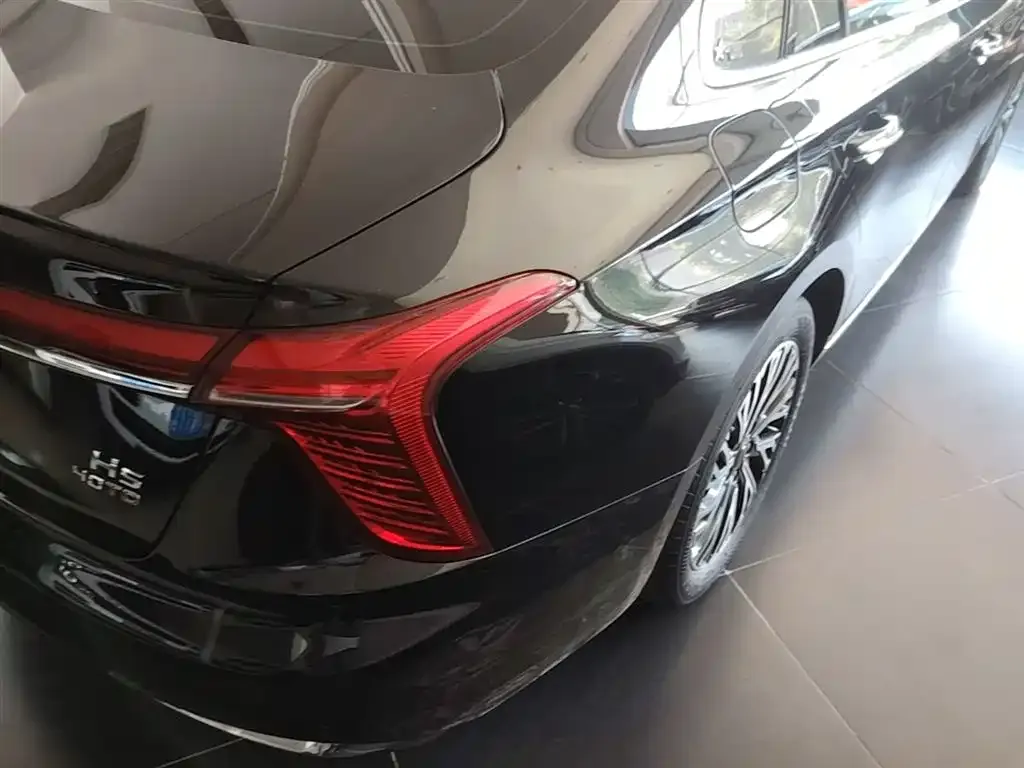 Hongqi H5 2024 из CN, фото 8