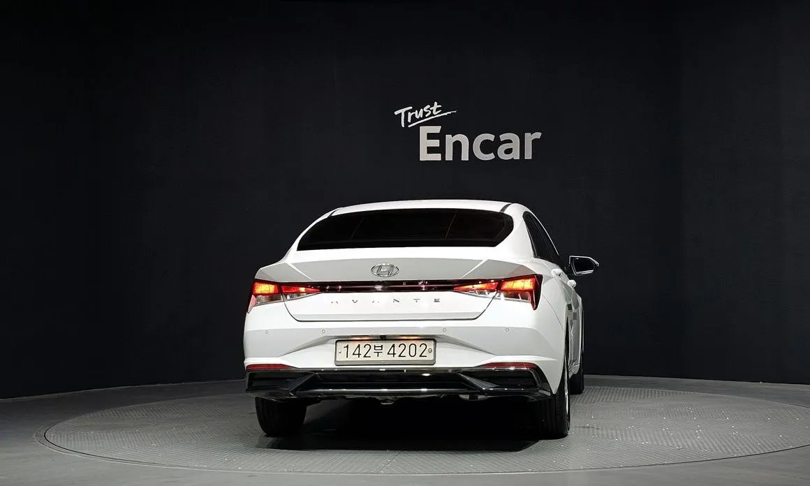 Hyundai AVANTE 2021 из KR, фото 2