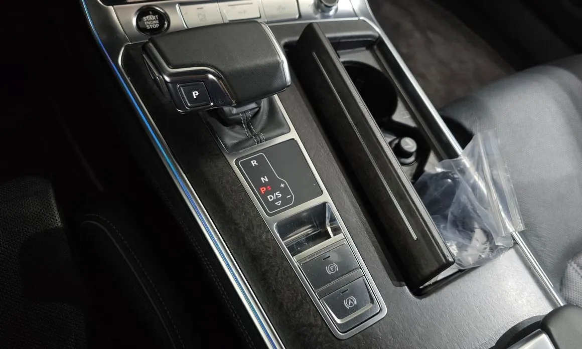 Audi A7 2021 из KR, фото 10