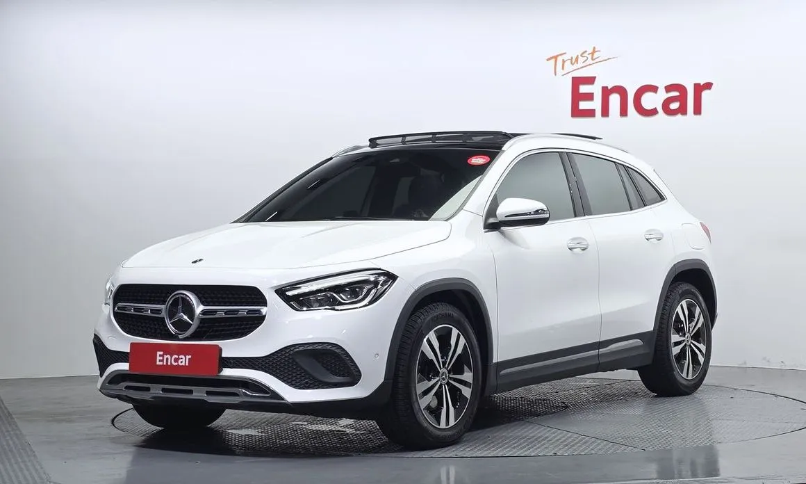 Mercedes-Benz GLA-Class