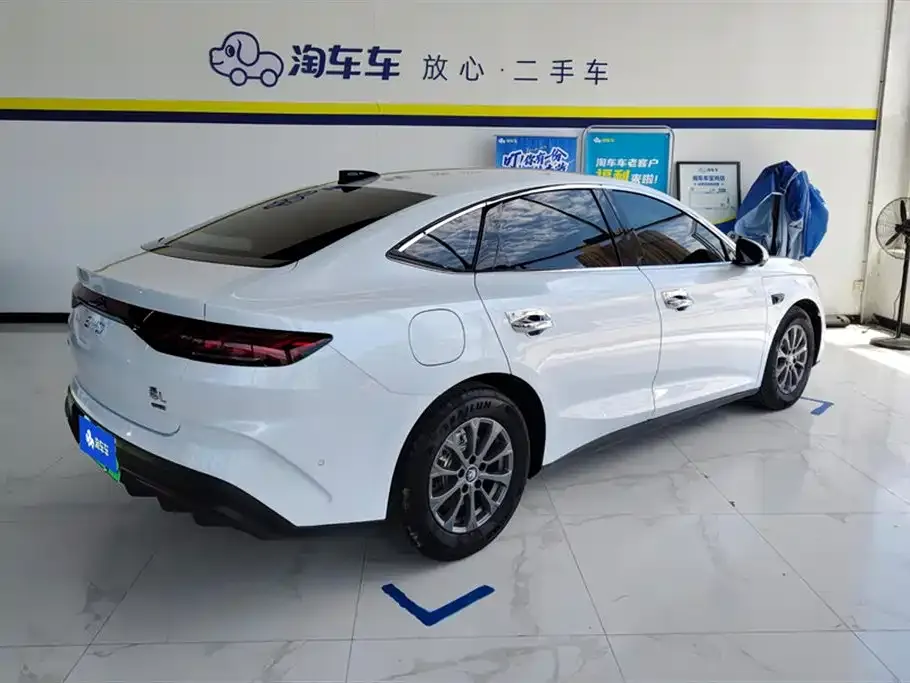 BYD Qin L — фото 3
