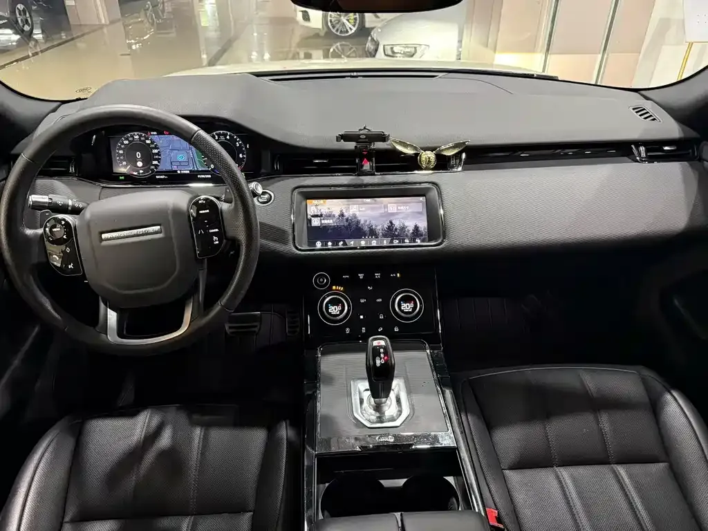 Land Rover Evoque — фото 6