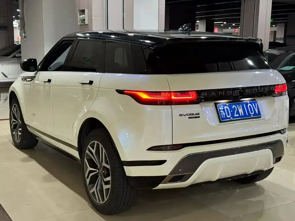 Land Rover Evoque — фото 7