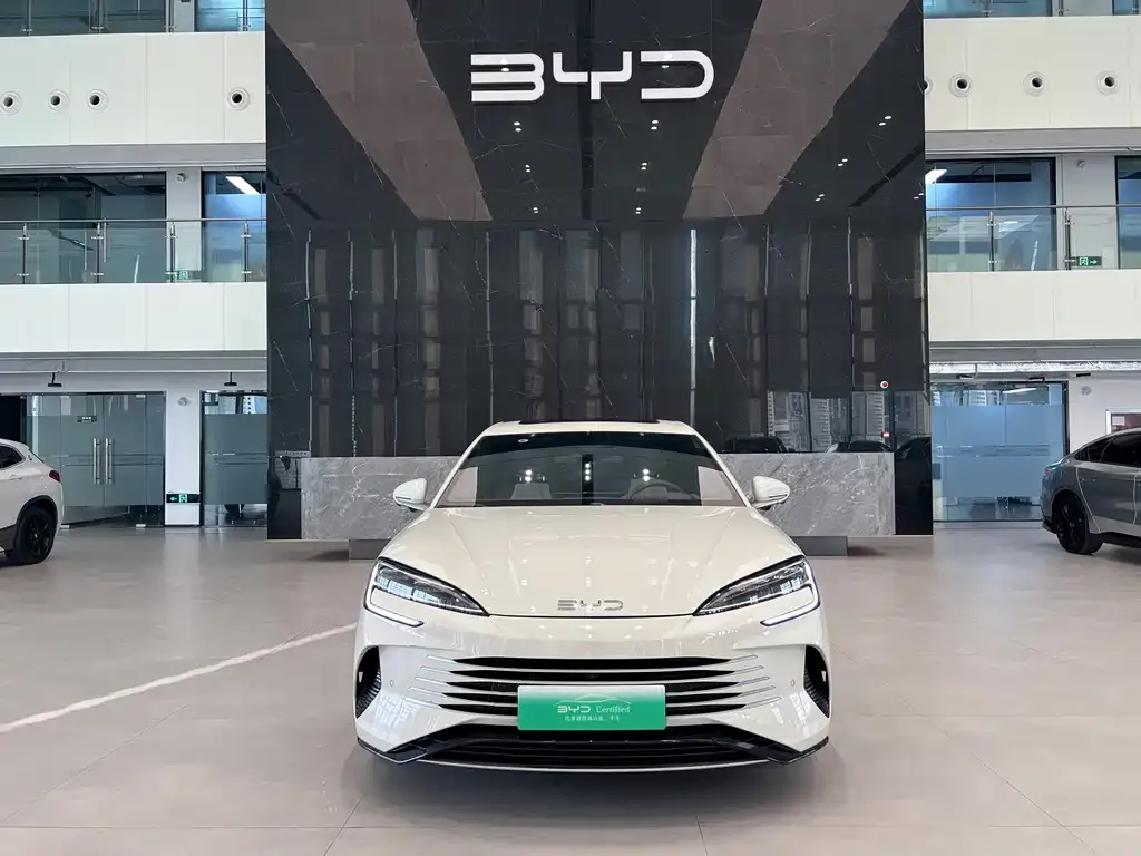 BYD Seal 07 DM-i — фото 7