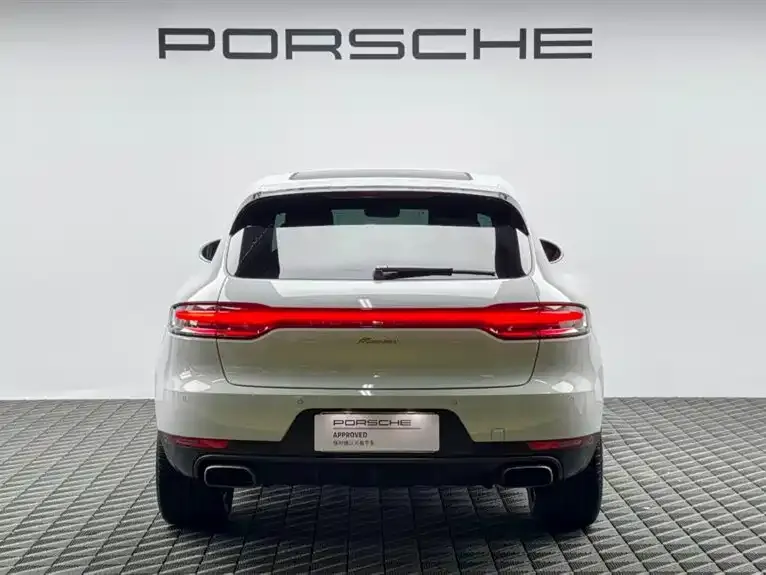 Porsche Macan — фото 5