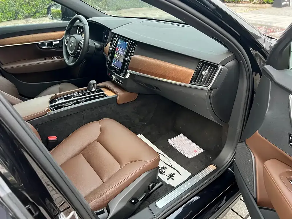 Volvo S90 — фото 3