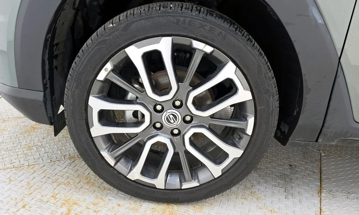 KG Mobility (Ssangyong) Torres — фото 10