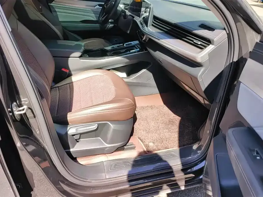 Volkswagen Tavendor 2025 из CN, фото 9