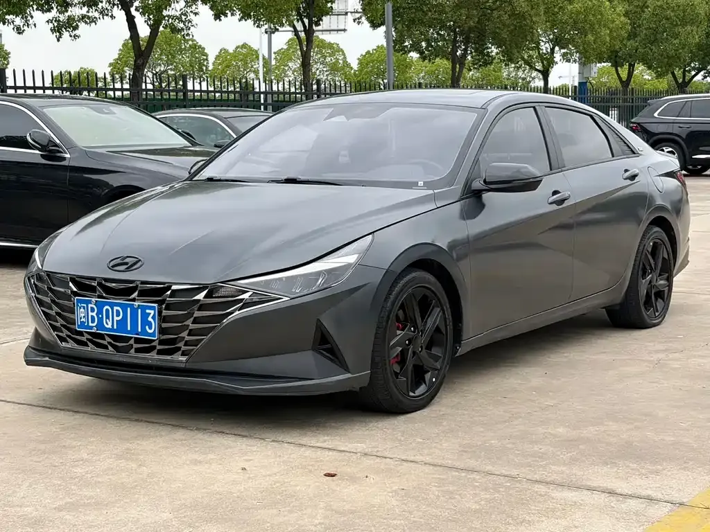 Hyundai Elantra — фото 7