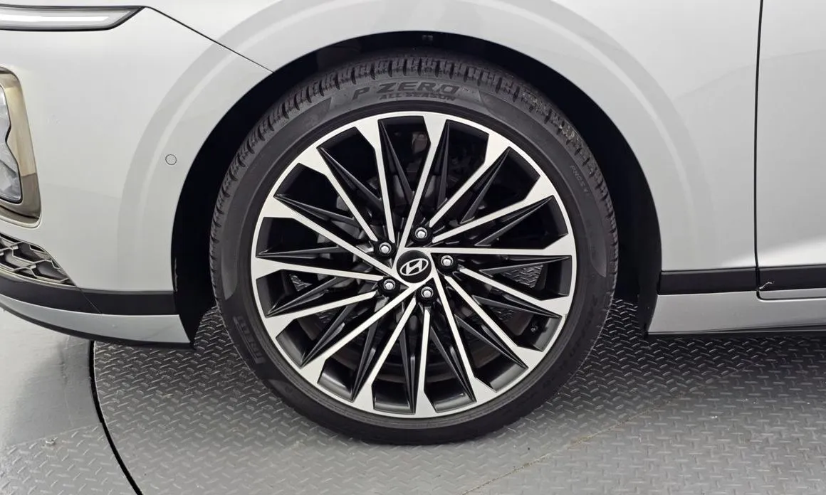 Hyundai Grandeur 2023 из KR, фото 6