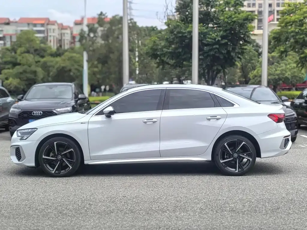 Audi A3 — фото 5