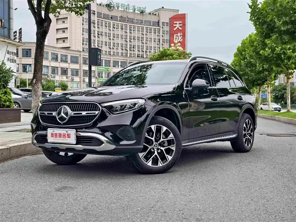 Mercedes-Benz GLC — фото 1