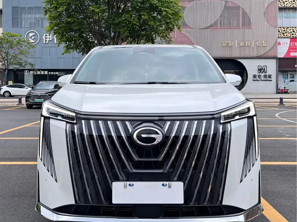 GAC Motor Trumpchi M8 — фото 8