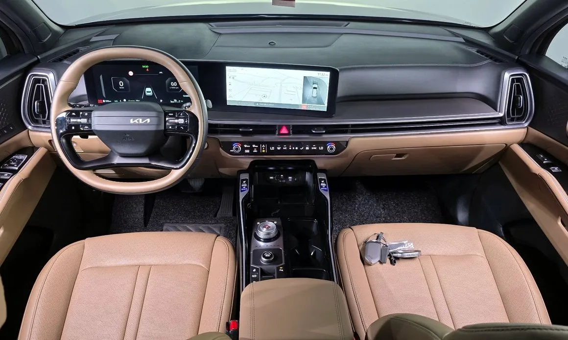 Kia Sorento — фото 9