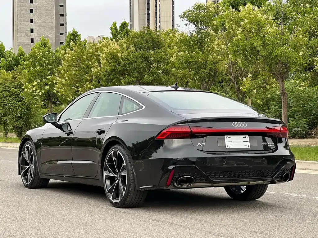 Audi A7 — фото 5