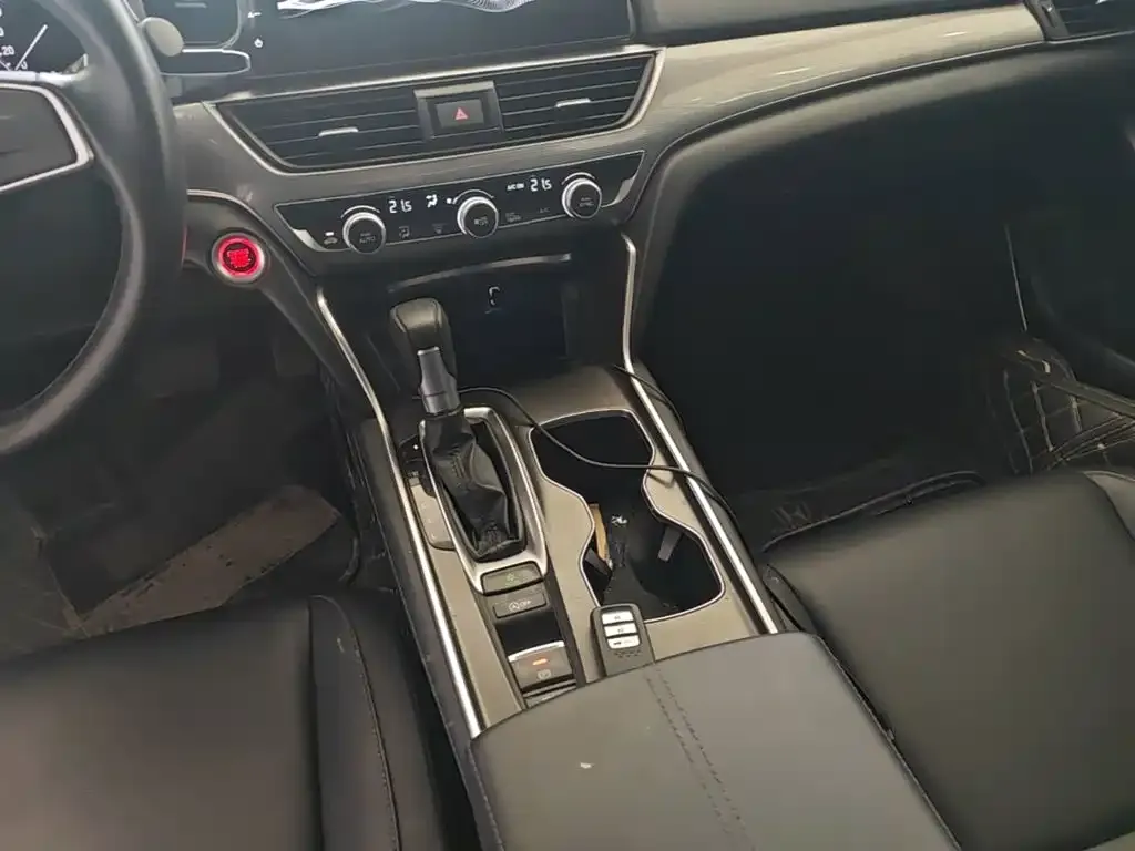 Honda Accord — фото 2