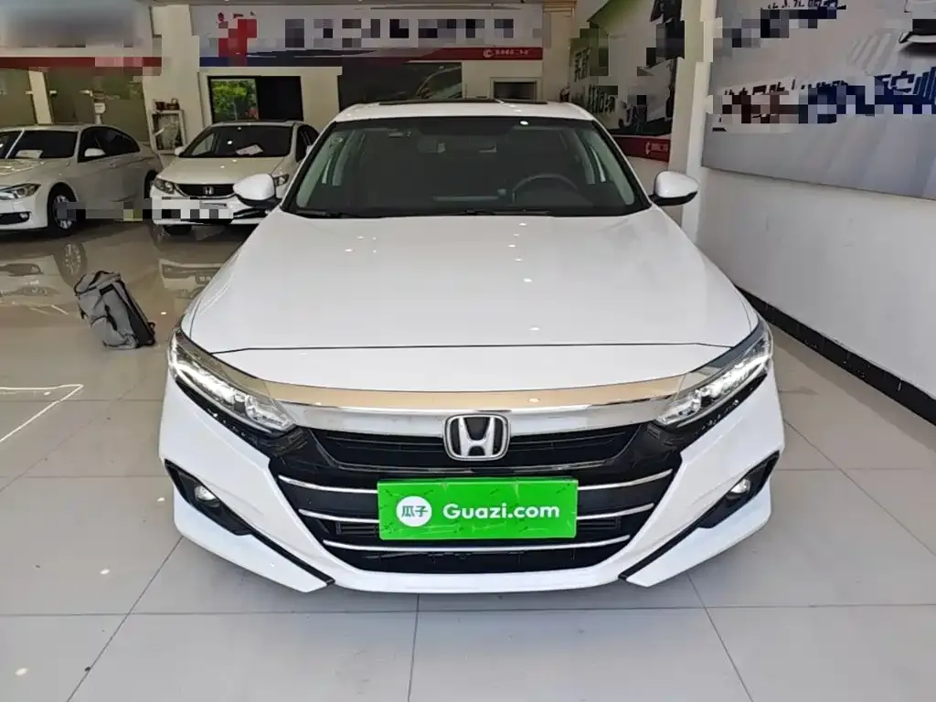 Honda Accord — фото 7