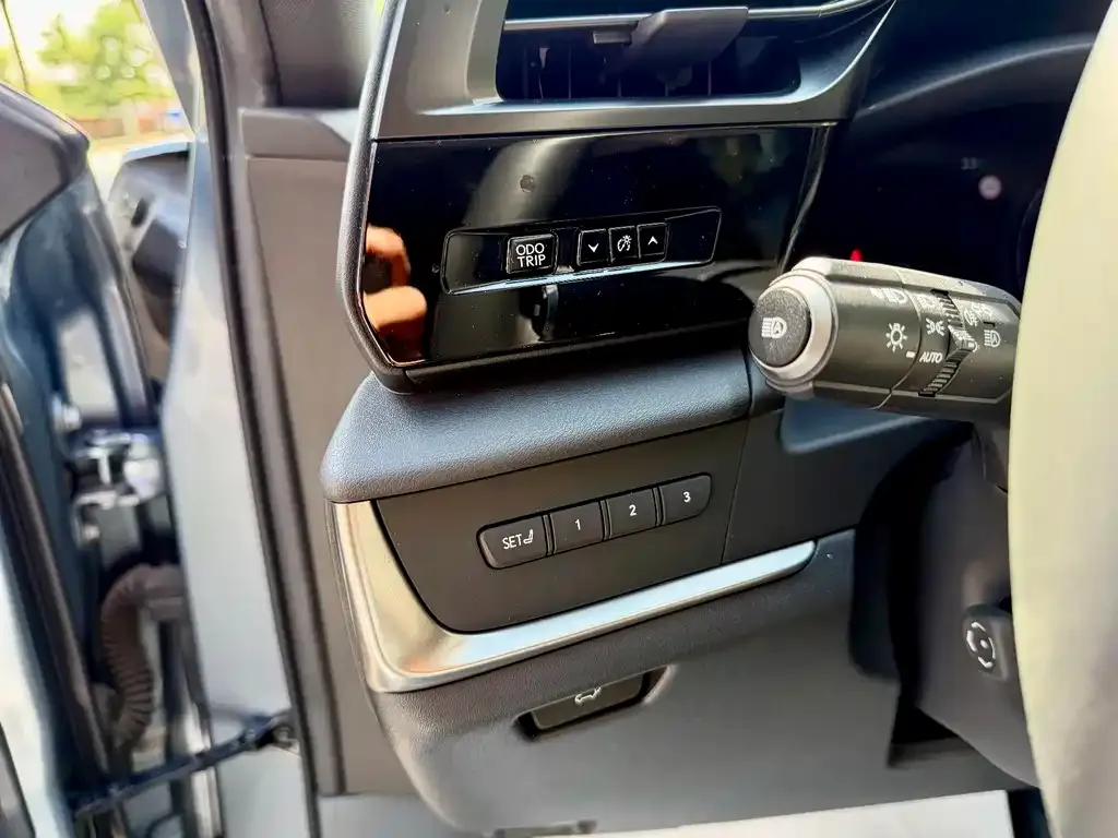 Lexus RZ 2023 из CN, фото 5