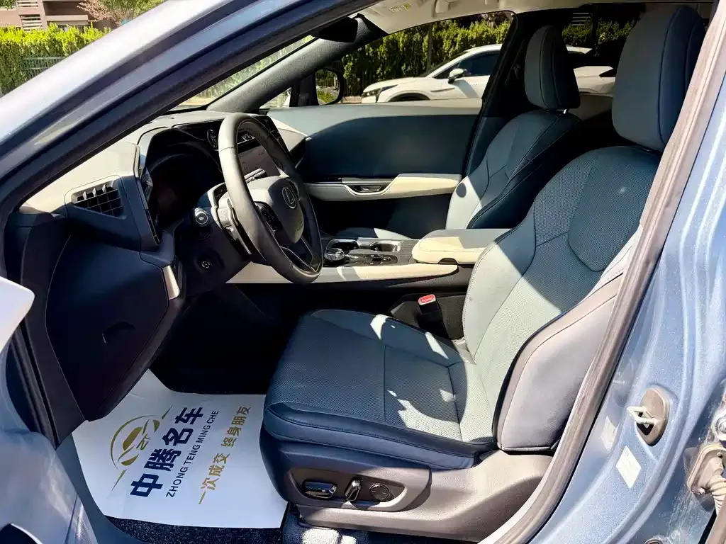 Lexus RZ 2023 из CN, фото 7
