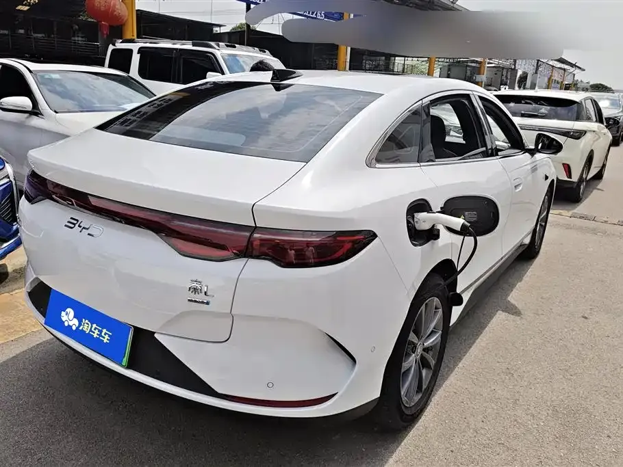 BYD Qin L — фото 4