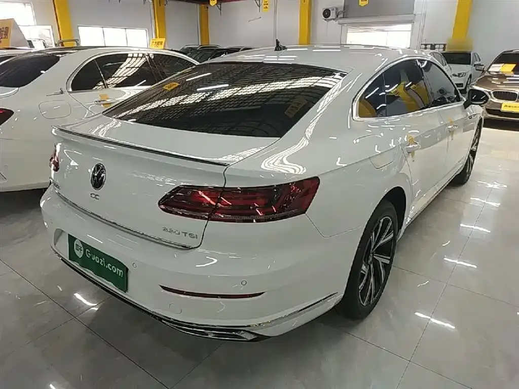 Volkswagen CC — фото 6