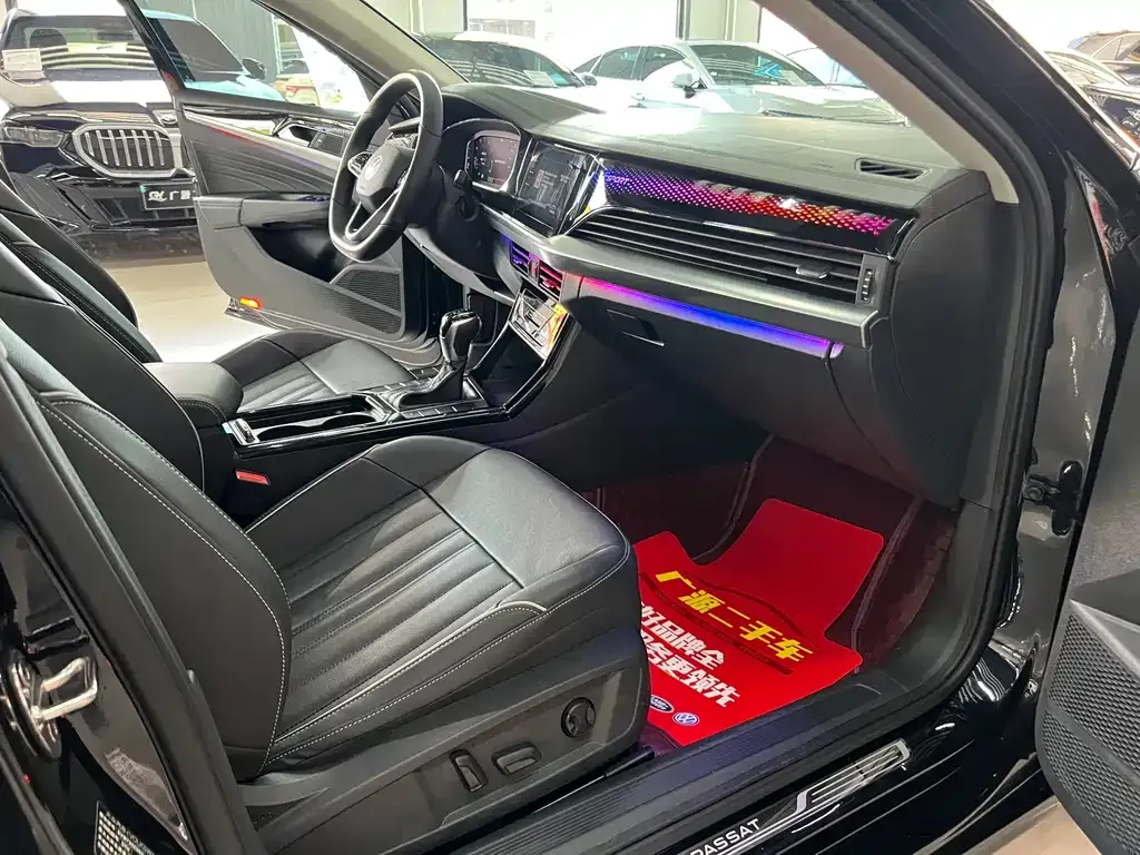 Volkswagen Passat — фото 9