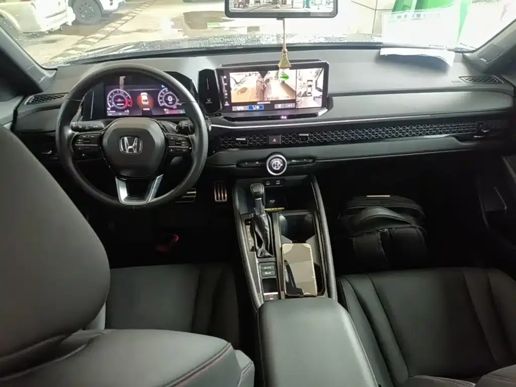 Honda Accord — фото 3