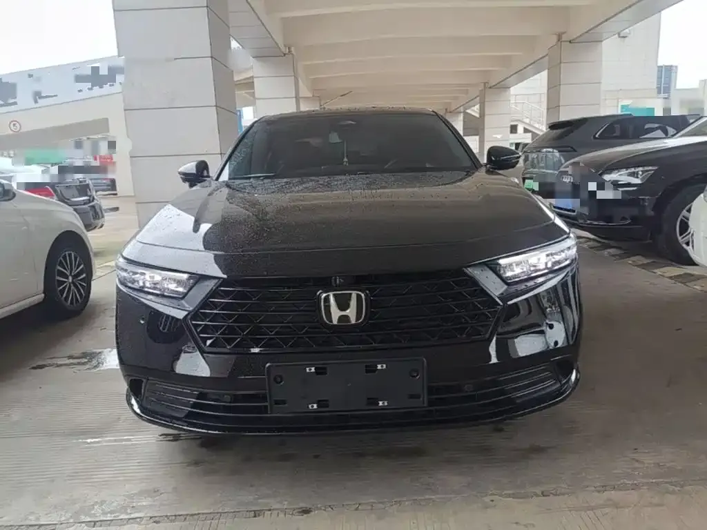 Honda Accord — фото 9