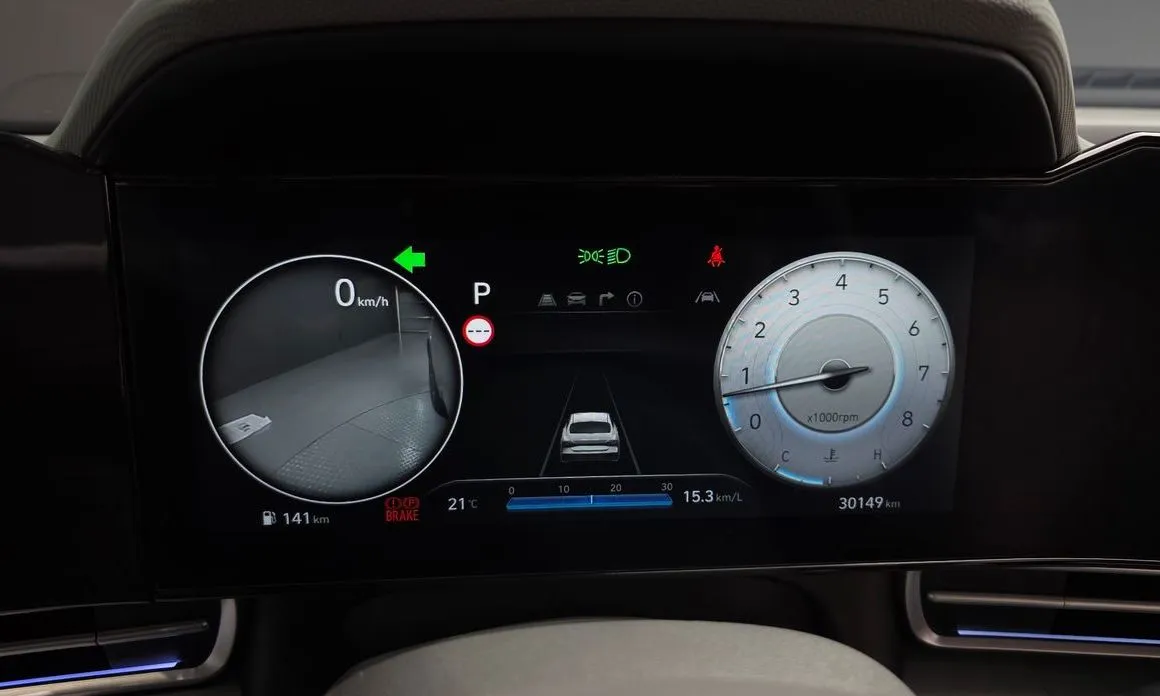 Hyundai AVANTE 2024 из KR, фото 2