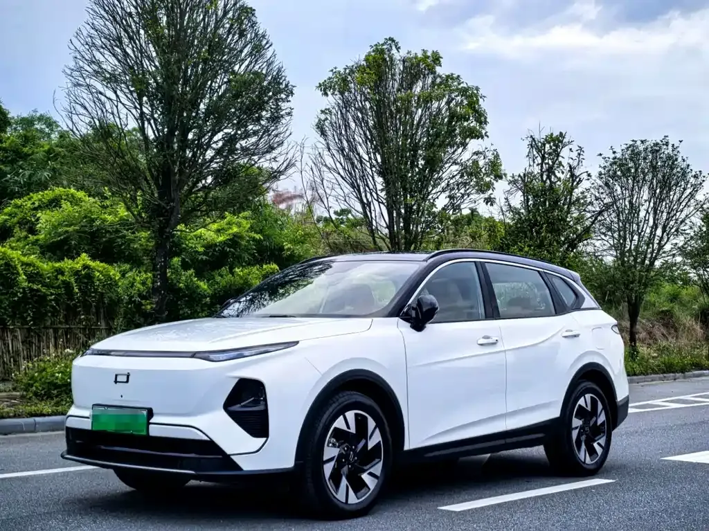 Bestune Yueyi 07