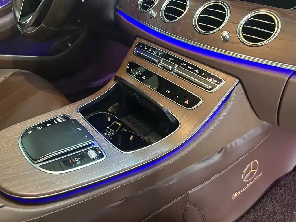 Mercedes-Benz E-Class 2021 из CN, фото 3