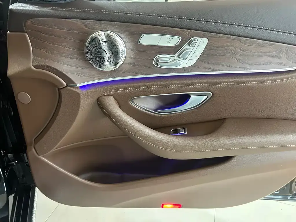 Mercedes-Benz E-Class 2021 из CN, фото 4
