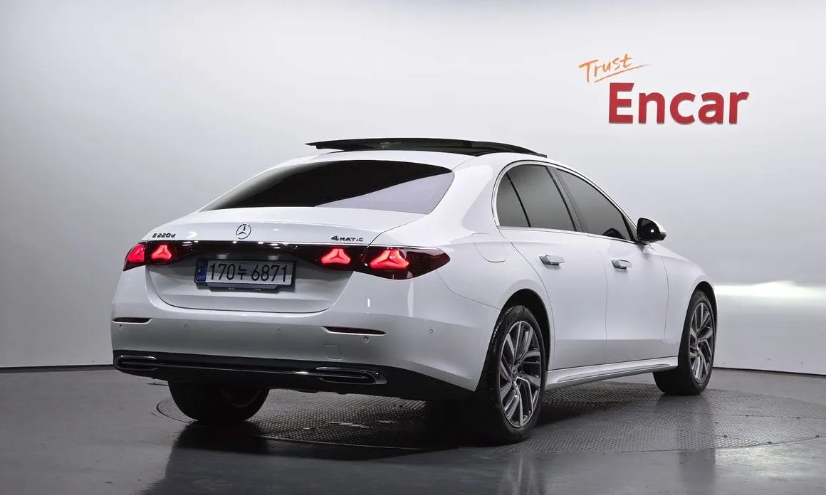 Mercedes-Benz E-Class 2024 из KR, фото 5