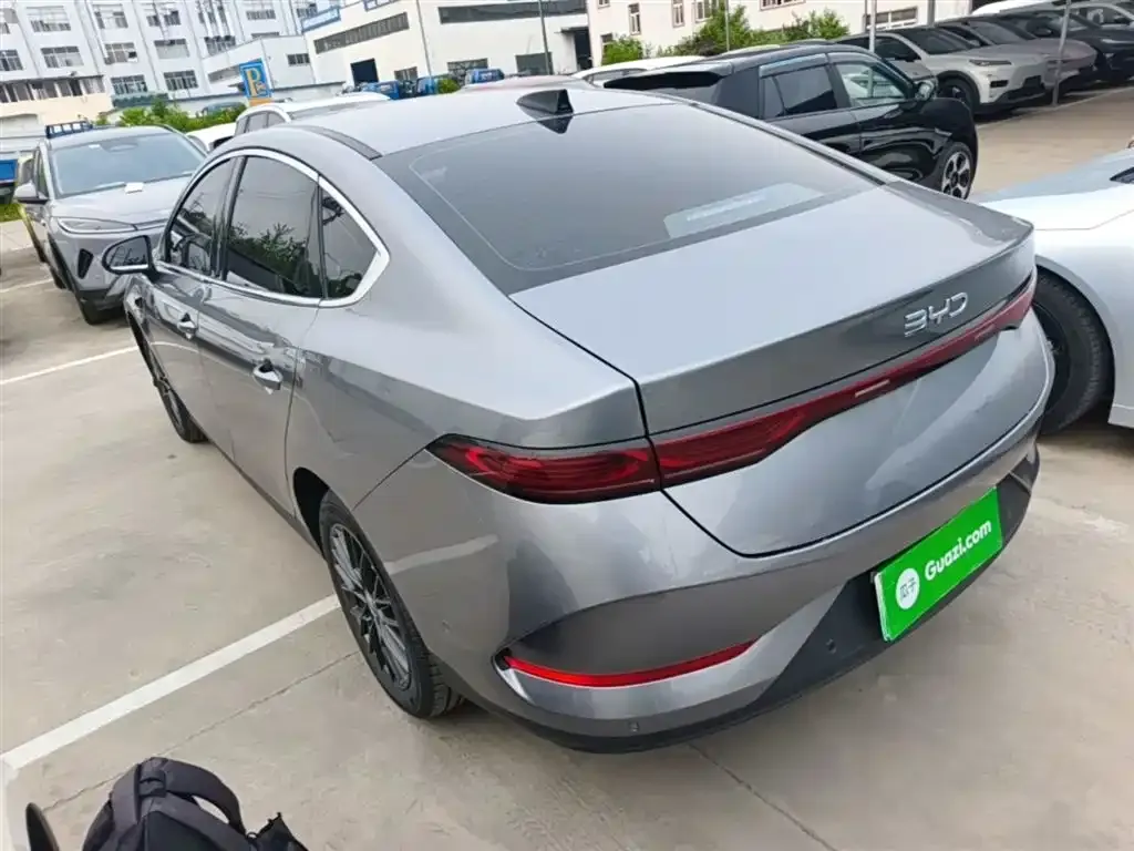 BYD Qin PLUS — фото 9