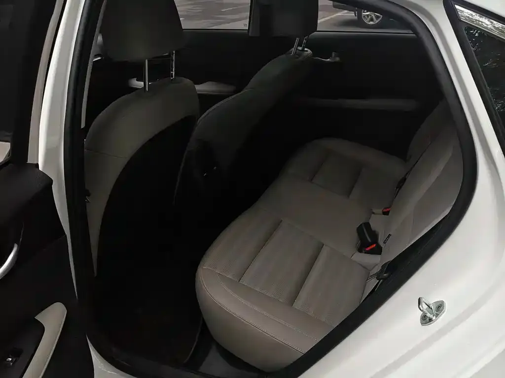 Kia K3 2023 из CN, фото 3