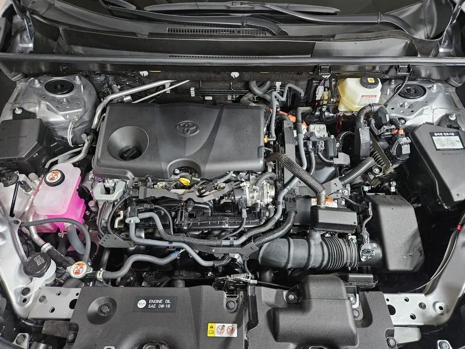 Toyota RAV4 — фото 10