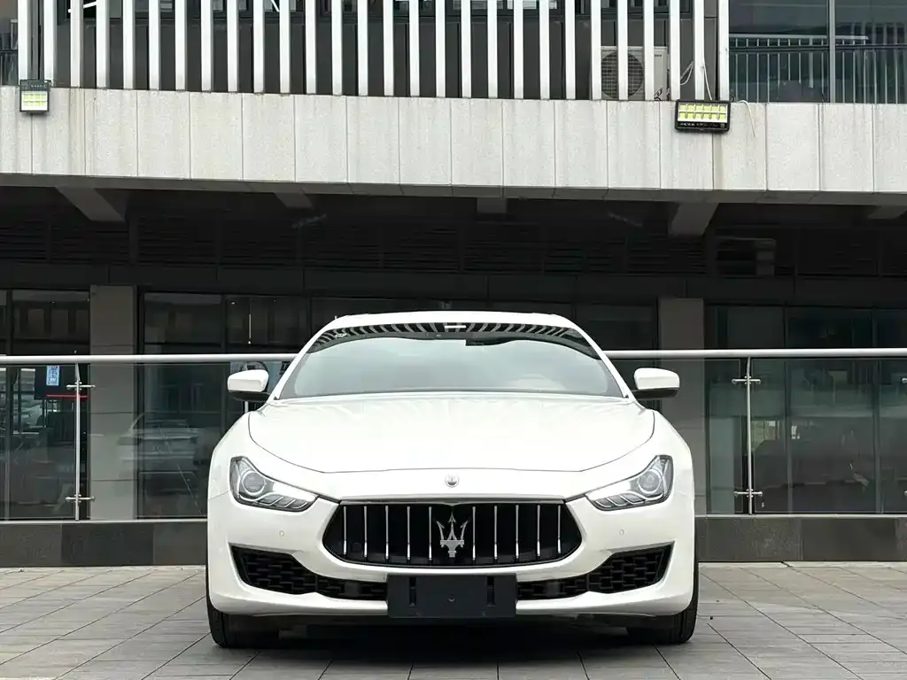 Maserati Ghibli