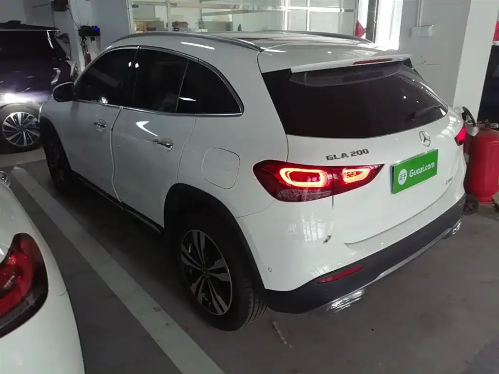 Mercedes-Benz GLA — фото 5