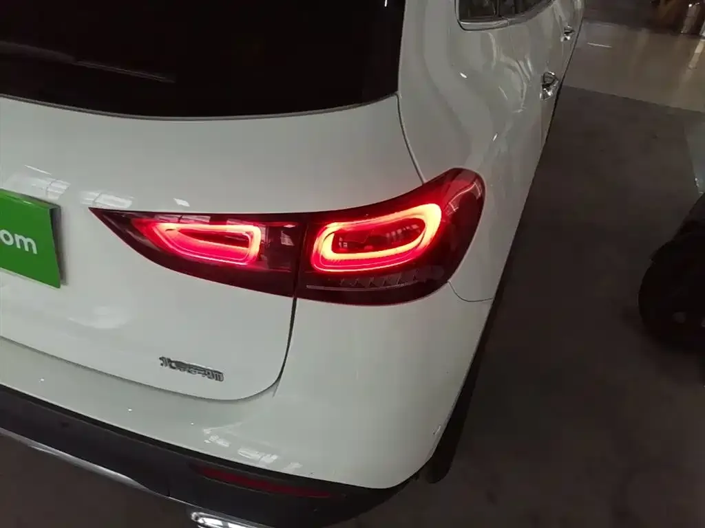 Mercedes-Benz GLA — фото 9