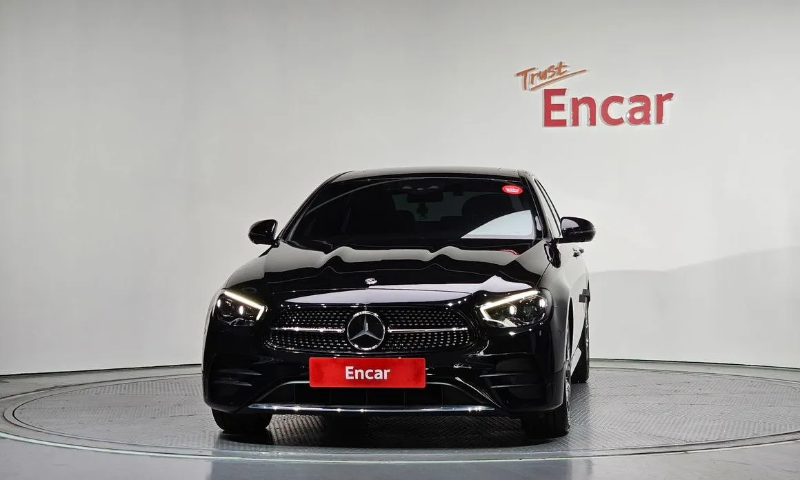 Mercedes-Benz E-Class — фото 3