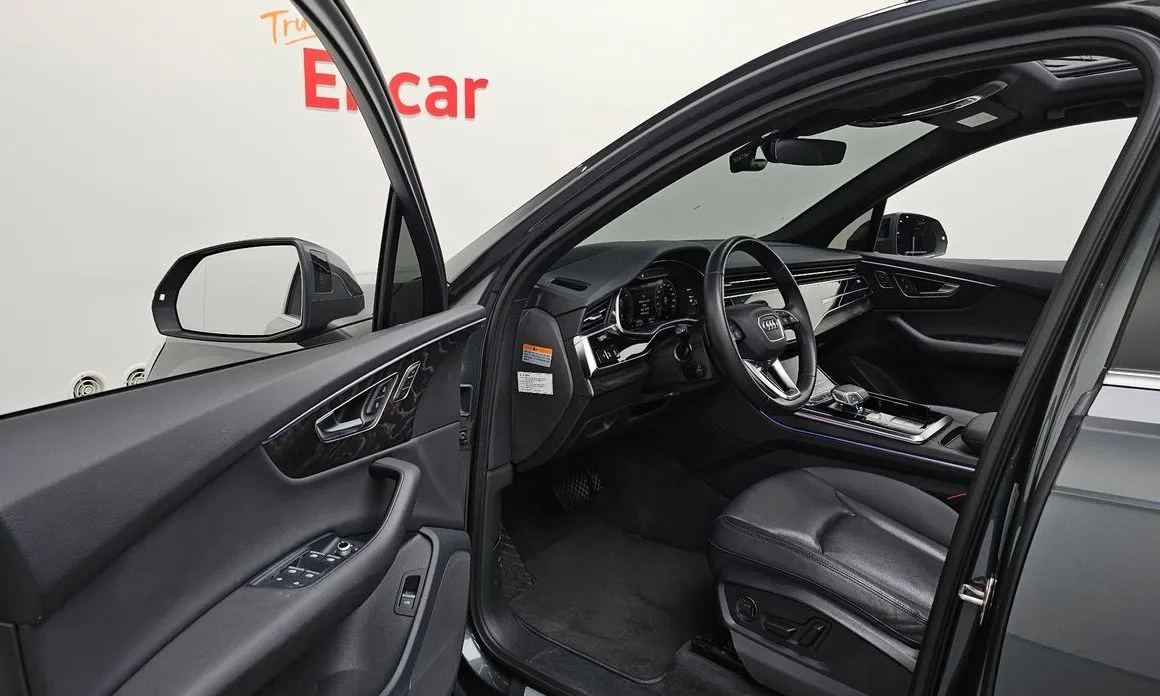 Audi Q7 2022 из KR, фото 7